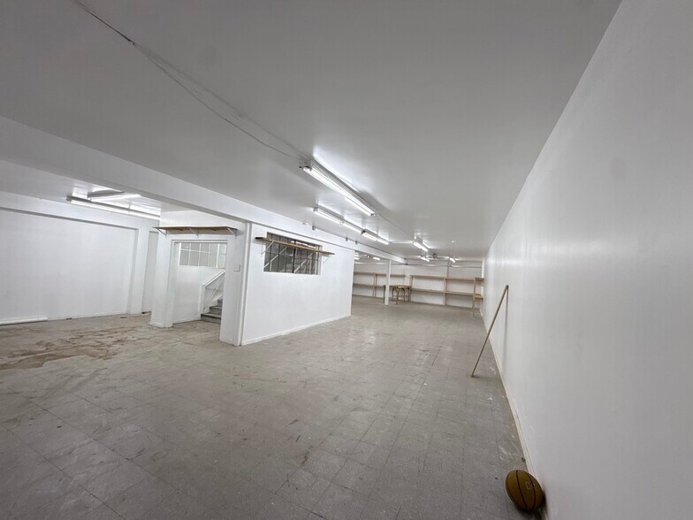 More Photos Of 1081 Hempstead Tpke, Franklin Square Storefront For Lease