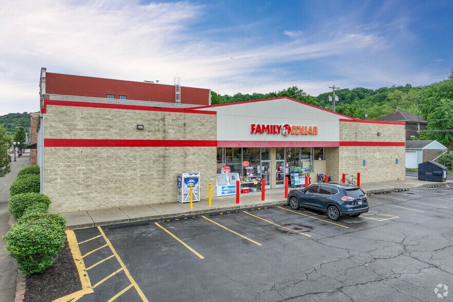Primary Photo Of 45 8th St, Midland General Retail For Sale