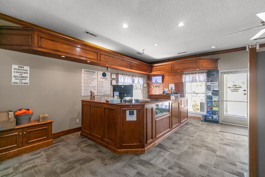 More Photos Of 101 Merion Dr, Eufaula Golf Course Driving Range For Sale