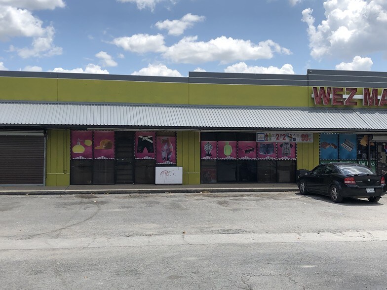 More Photos Of 6220 Binz Engleman Rd, San Antonio General Retail For Lease