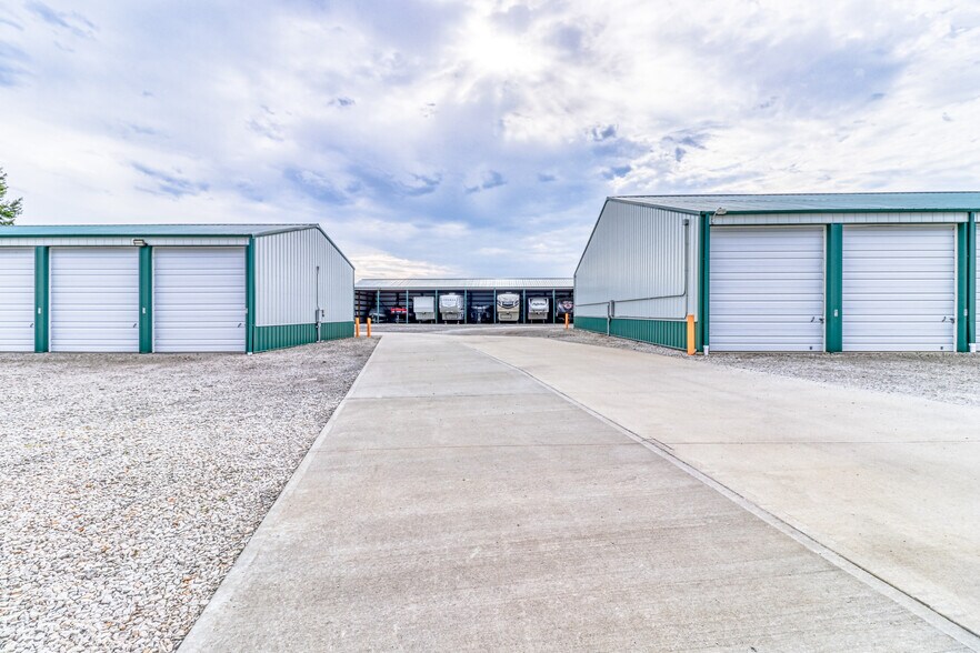 More Photos Of 18316 Collins Rd, Smithville Land For Lease