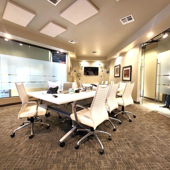 More Photos Of 817 NE 63rd St, Oklahoma City Office For Sale