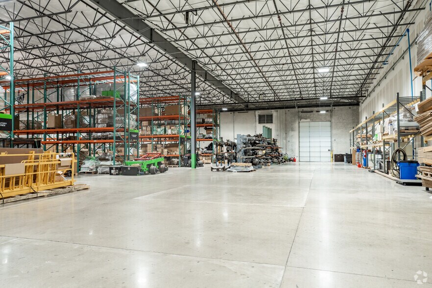 More Photos Of 1200 Bmc Dr, Cedar Park Distribution For Lease