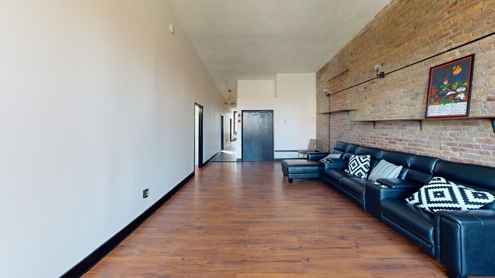 More Photos Of 136 Court St, Binghamton Apartments For Sale