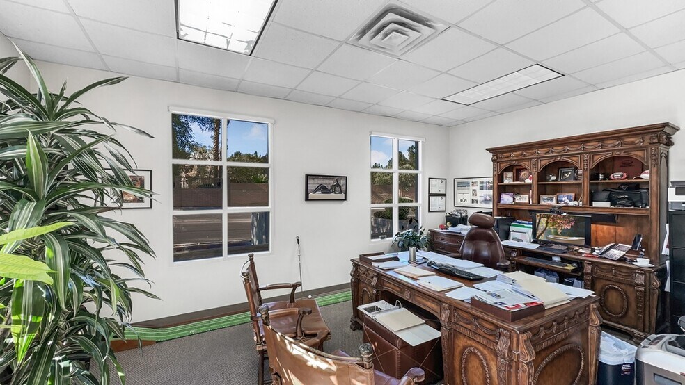 More Photos Of 2400 S Cimarron Rd, Las Vegas Office For Lease