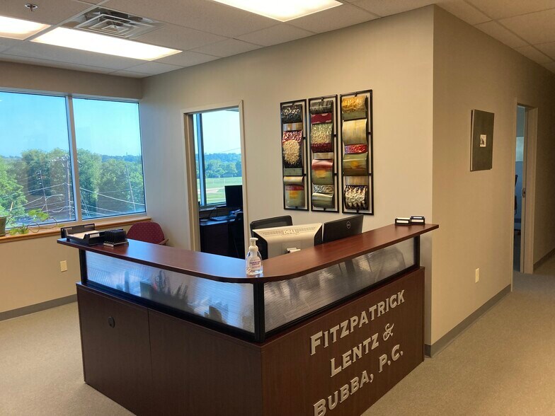 More Photos Of 400 S Greenwood Ave, Easton Office For Sale