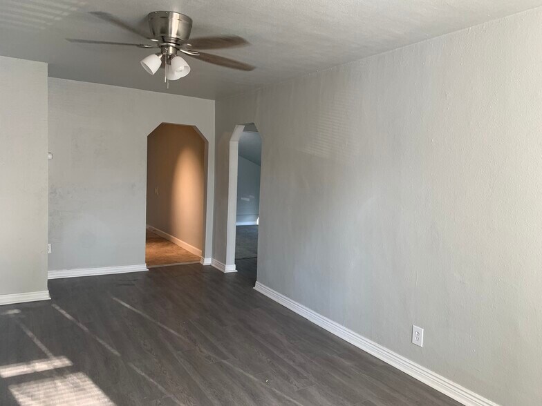 More Photos Of 1350 Kingston St, Aurora Apartments For Sale