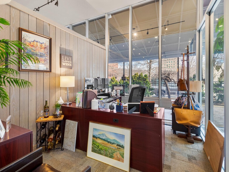 More Photos Of 1 N Pack Sq, Asheville Office For Lease