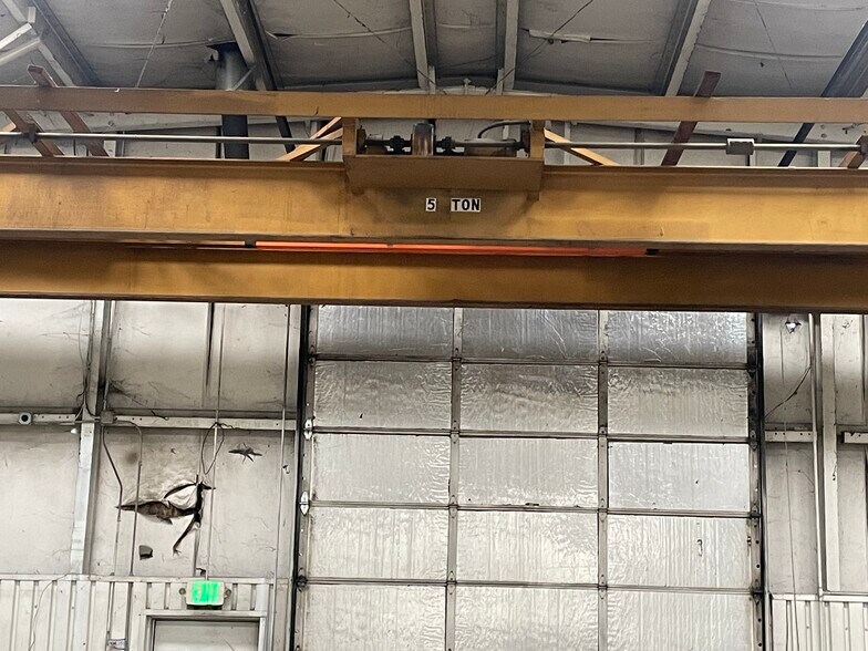 More Photos Of 9906 E 55th Pl, Tulsa Industrial For Lease