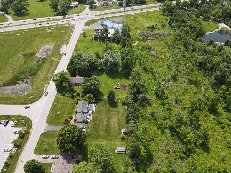 More Photos Of 1700 E Woodsmall Dr, Terre Haute Land For Lease