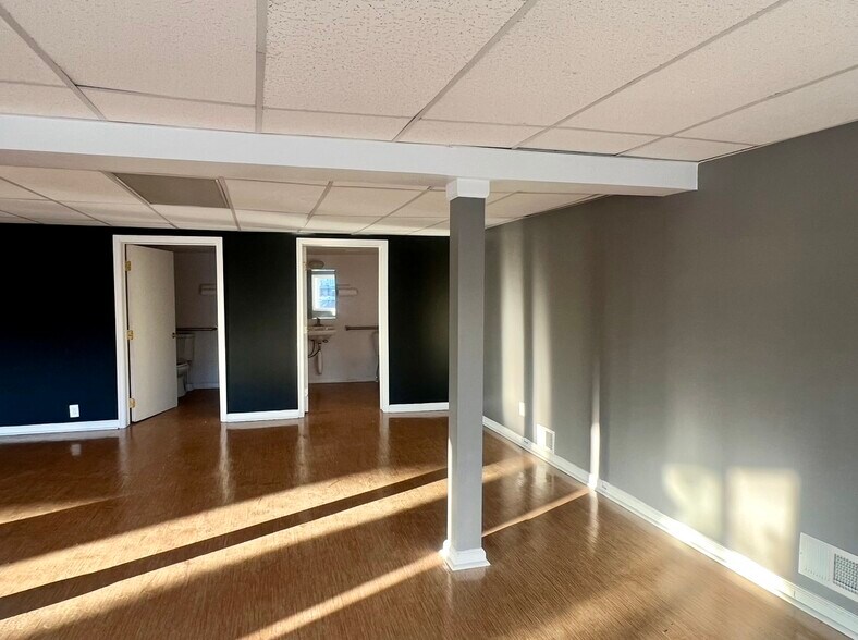 More Photos Of 2106 Pulaski Hwy, Edgewood Auto Dealership For Lease