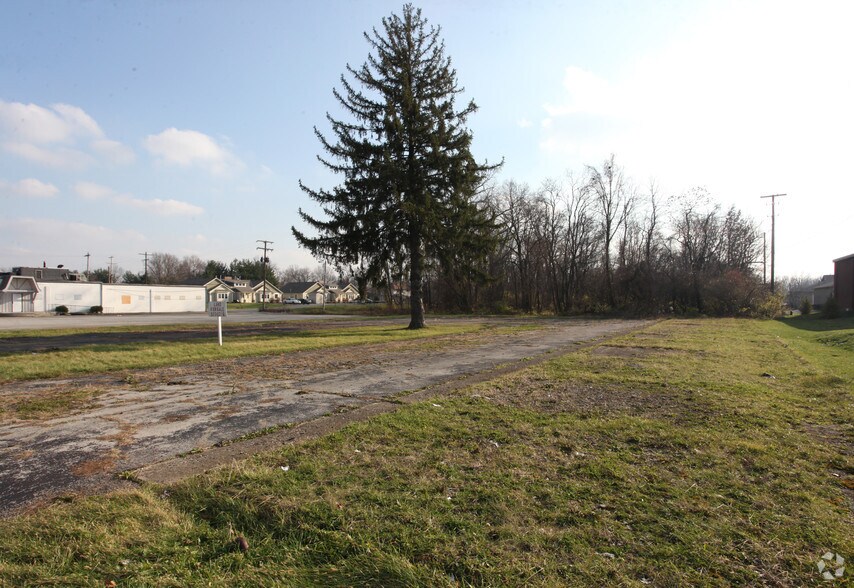 Primary Photo Of 3855 E Main St, Columbus Land For Sale