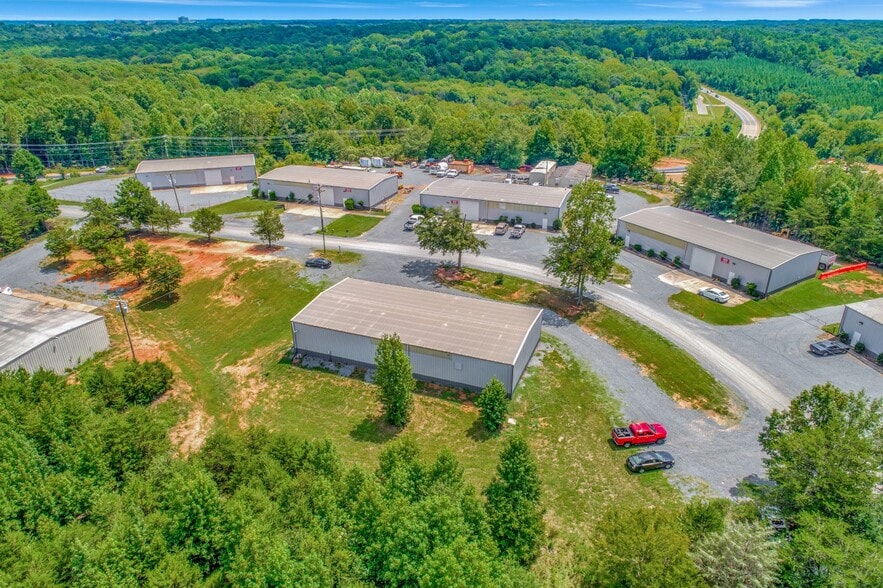 Primary Photo Of 1011 Society Ln, Fort Mill Unknown For Lease