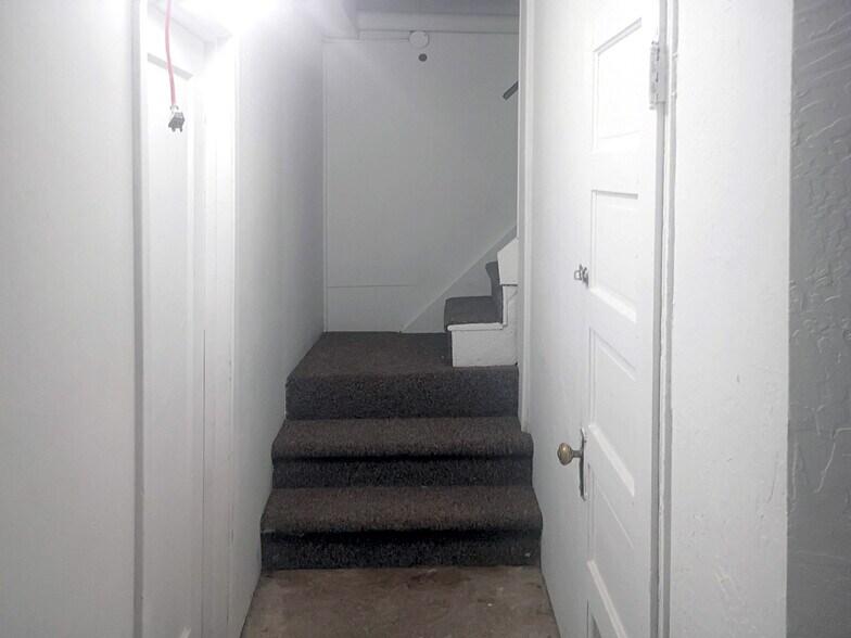 More Photos Of 213 Cedar St, Klamath Falls Apartments For Sale
