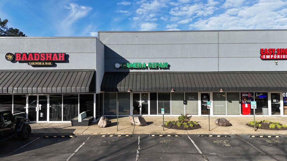 More Photos Of 562 Wylie Rd Se, Marietta Unknown For Lease