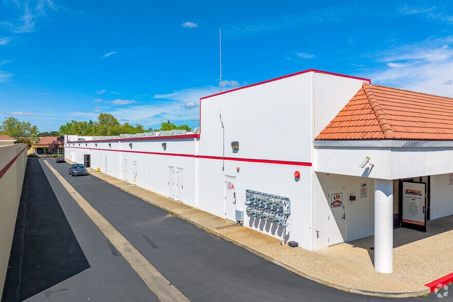 More Photos Of 1251 Base Line Rd, Roseville Unknown For Lease