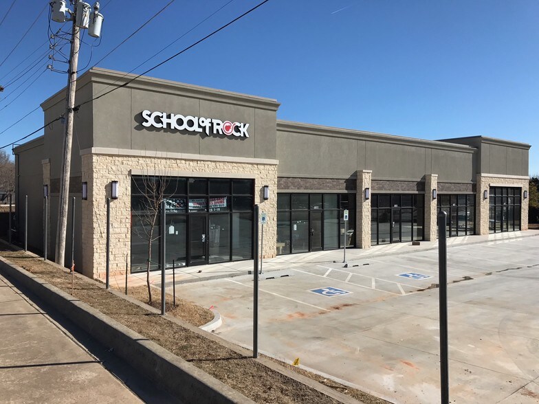 Primary Photo Of 7200 N May Ave, Oklahoma City Storefront Retail Office For Lease