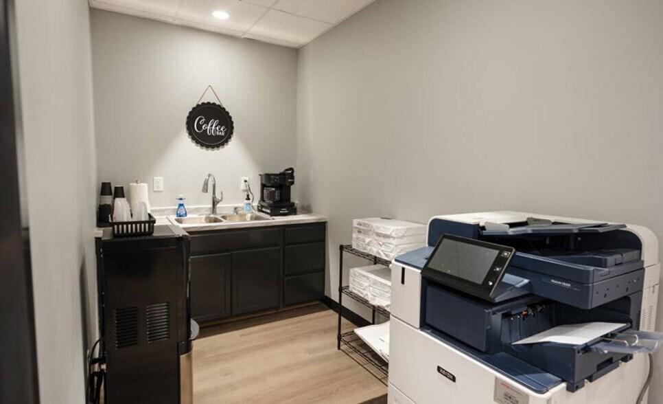 More Photos Of 5900 Scotland Rd, Greensboro Office For Lease