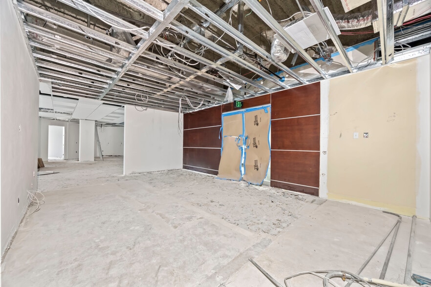 More Photos Of 200 S Andrews Ave, Fort Lauderdale Medical For Sale