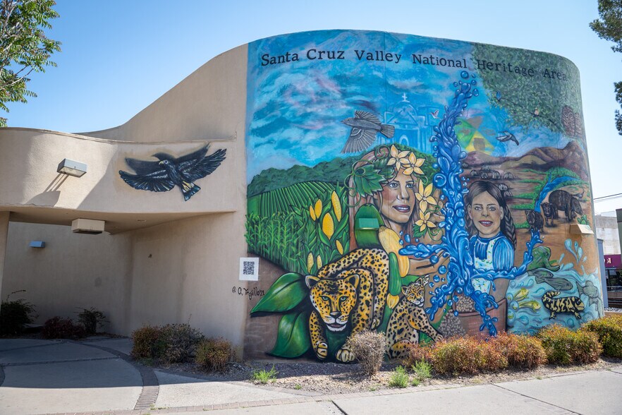 More Photos Of 112 N Grand Ave, Nogales General Retail For Sale