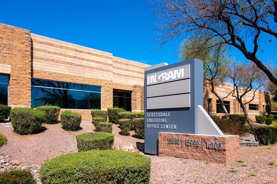 More Photos Of 15880 N Greenway-Hayden Loop, Scottsdale Unknown For Lease