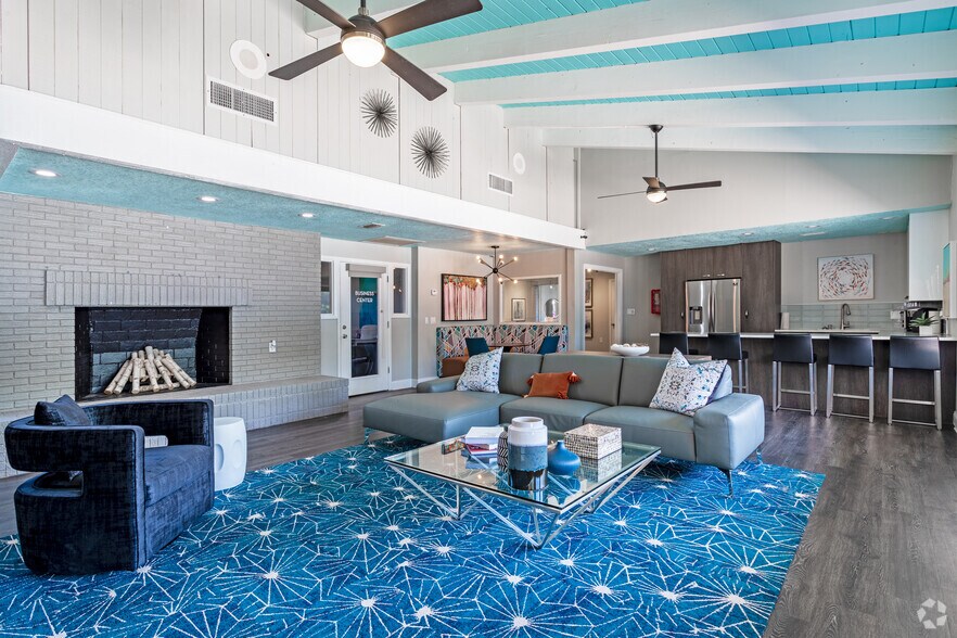 More Photos Of 2148 54th Ave S, Saint Petersburg Apartments For Sale