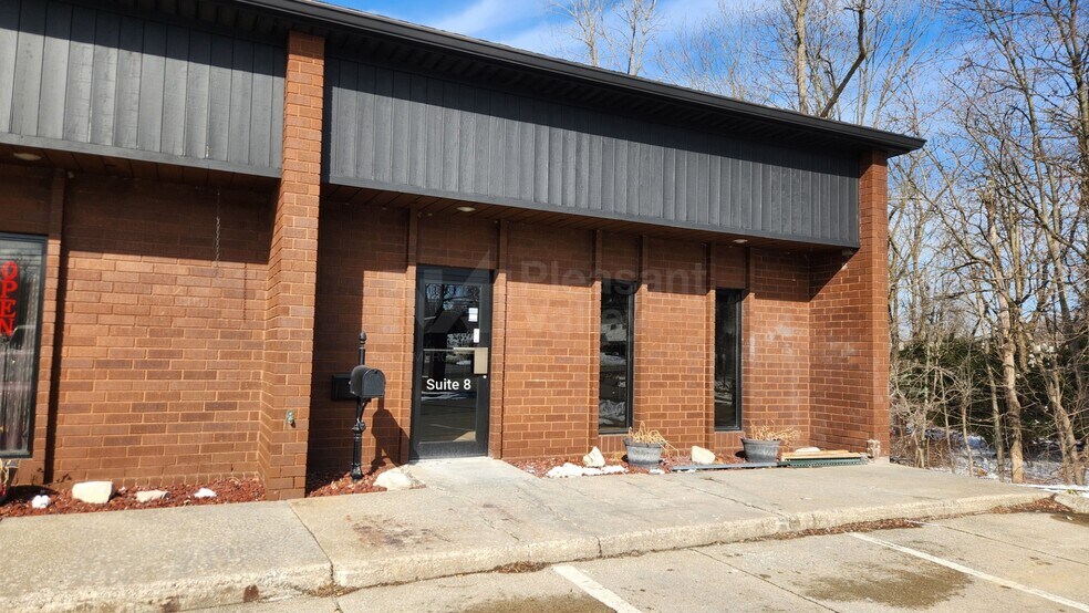 Primary Photo Of 767 E Turkeyfoot Lake Rd, Akron Medical For Lease