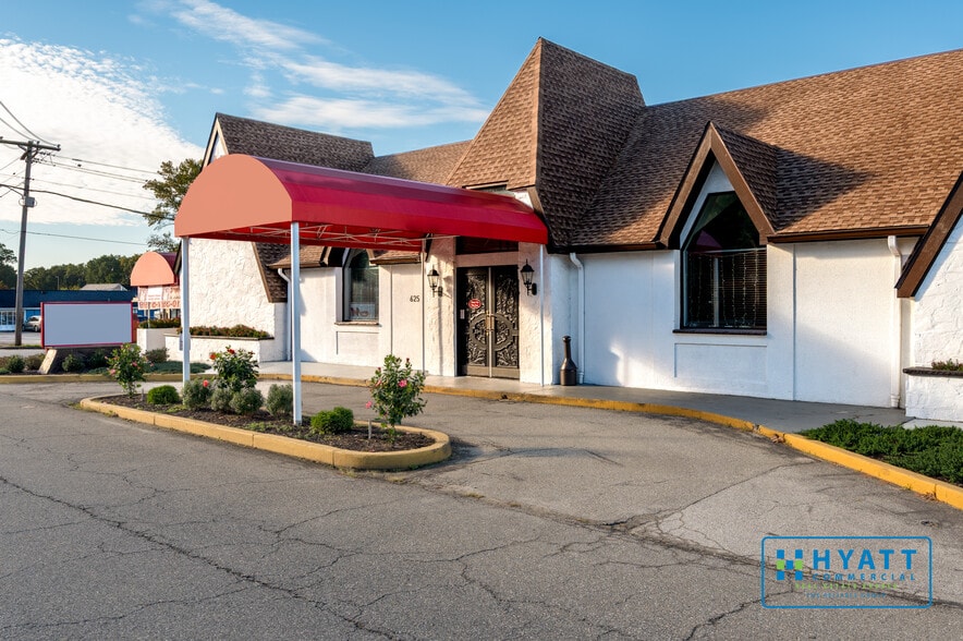 More Photos Of 625 Greenway Rd, Glen Burnie Restaurant For Sale