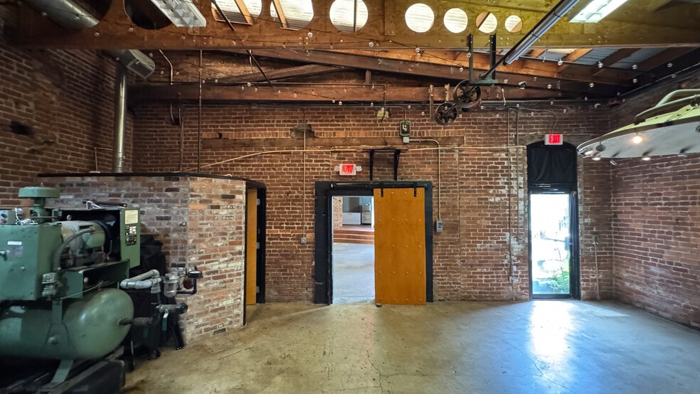 More Photos Of 116 Krog St, Atlanta Loft Creative Space For Sale