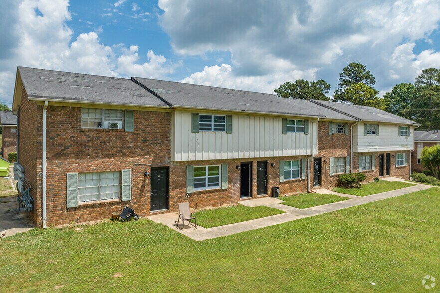 More Photos Of 661 Sherwood Dr, Jonesboro Apartments For Sale