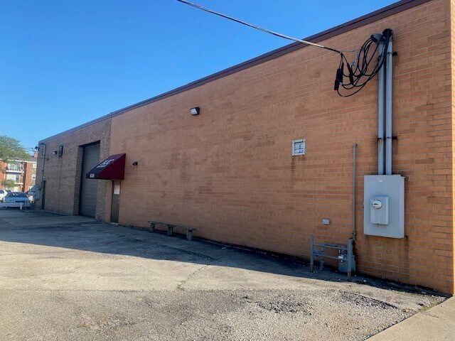 More Photos Of 8338 W 47th St, Lyons Service For Sale