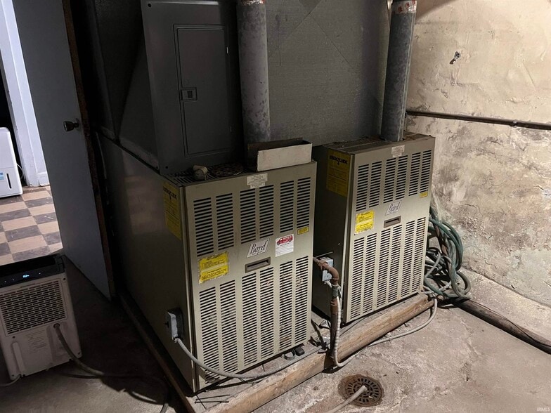 More Photos Of 1435 S Armstrong St, Kokomo Specialty For Sale