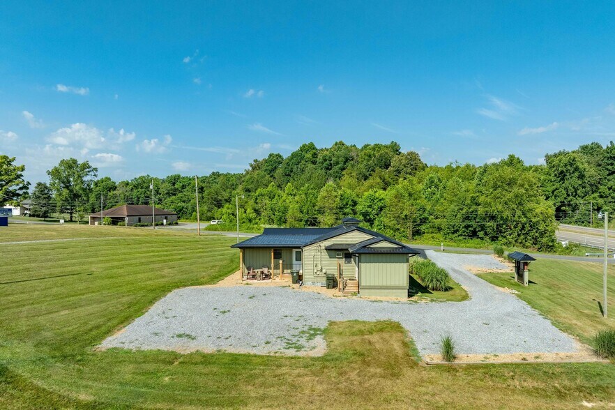 More Photos Of 364 Opie Arnold Rd, Limestone Medical For Sale