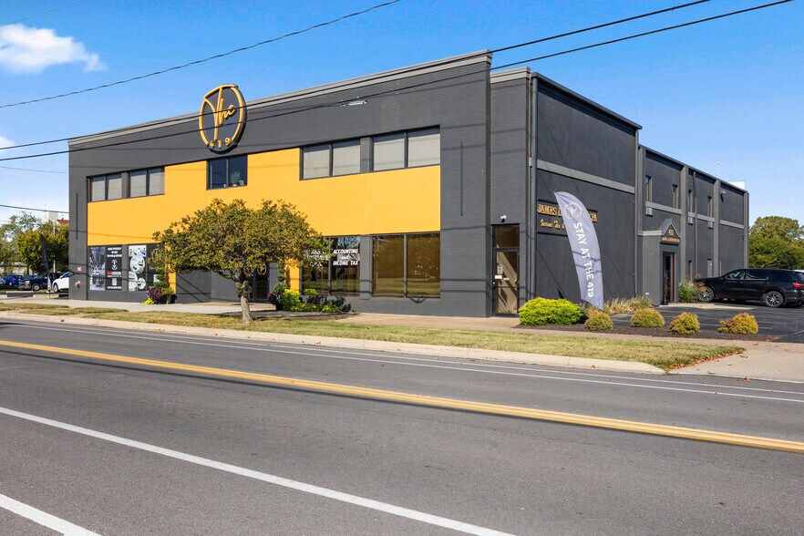 More Photos Of 419 E Market St, Sandusky Hotel For Sale