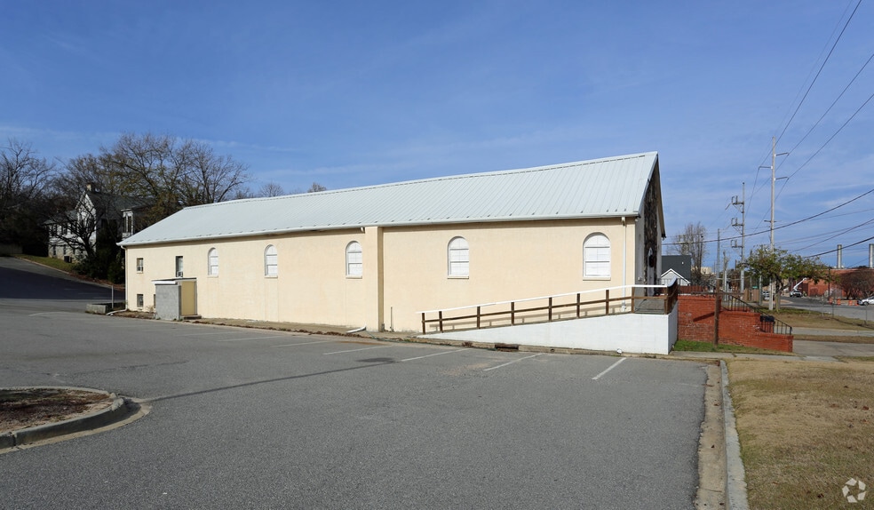 More Photos Of 1913 Gregg St, Columbia Religious Facility For Sale