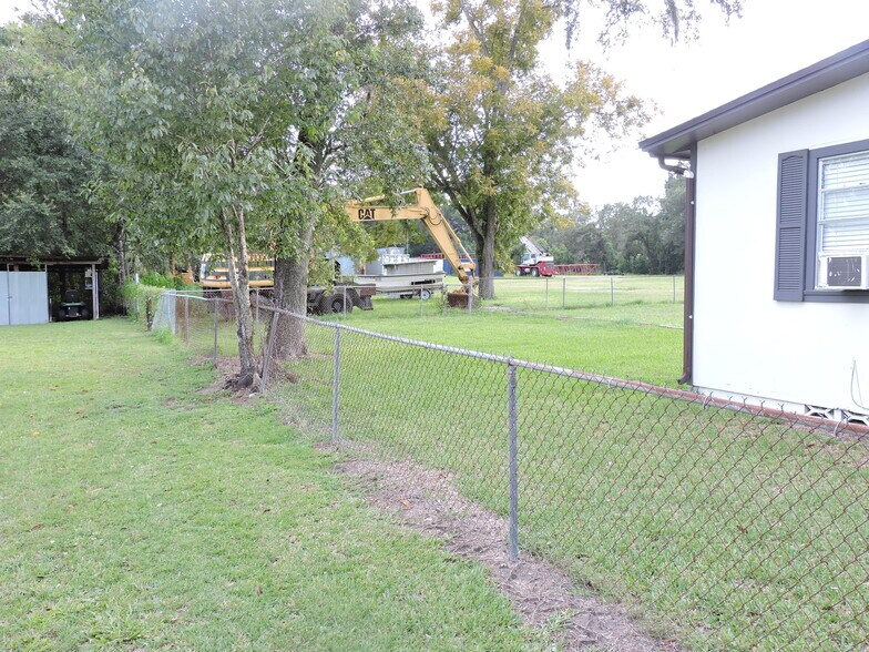 More Photos Of 7576 Wilson Blvd, Jacksonville Office For Sale