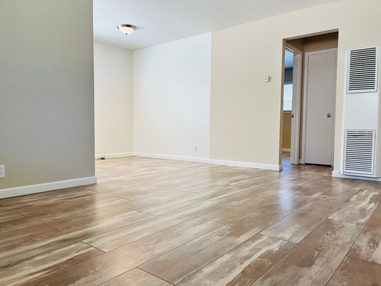 More Photos Of 832 Deland Ave, San Jose Apartments For Sale