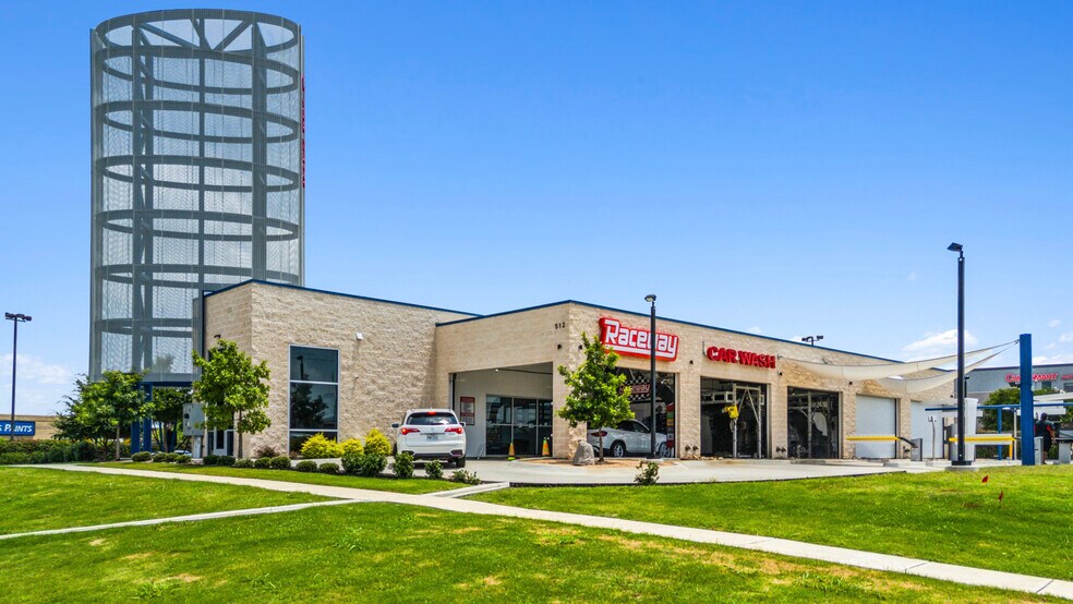 More Photos Of 512 K Ave, Plano Carwash For Sale