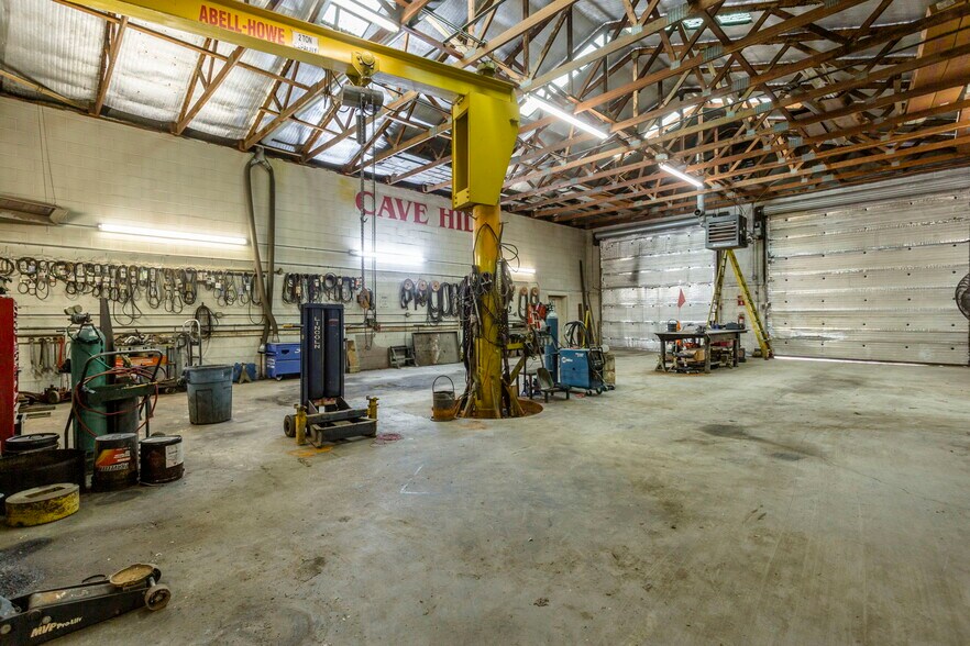 More Photos Of 1446 Jacob Burner Dr, Mcgaheysville Warehouse For Lease