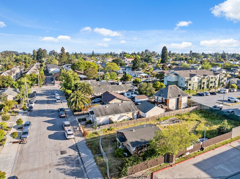 More Photos Of 719 Darwin St, Santa Cruz Land For Sale