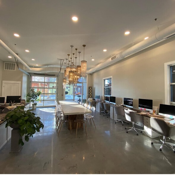 More Photos Of 1050 Neon Forest Cir, Longmont Office Residential For Lease