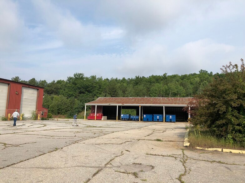 More Photos Of 18 Water Works Dr, Hooksett Warehouse For Lease