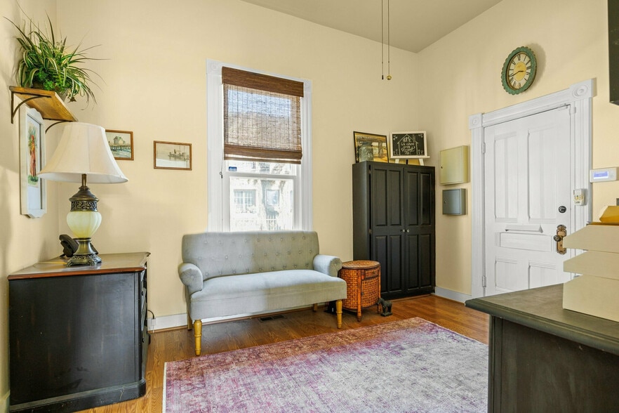 More Photos Of , Ventura Office For Sale