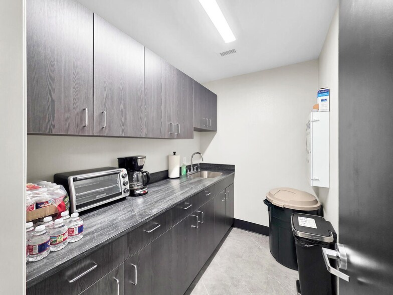 More Photos Of 3410 I-10 W, Orange Office For Sale