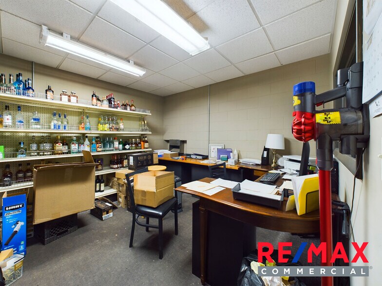 More Photos Of 1057 Sheridan Ave, Cody Restaurant For Sale