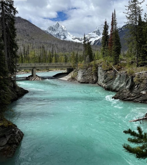 More Photos Of Highway 93, East Kootenay Hotel For Sale