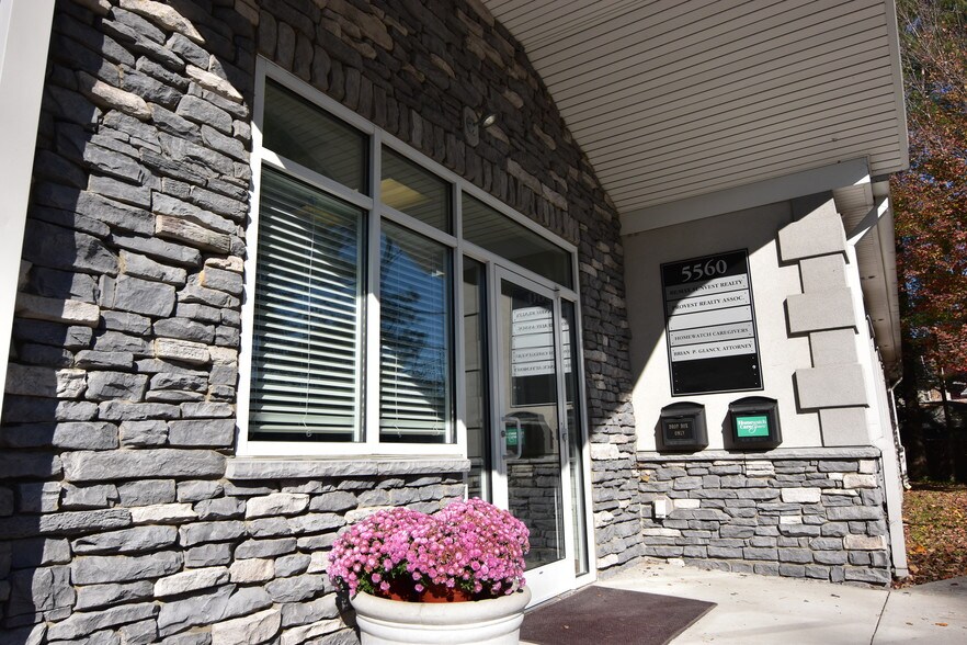 More Photos Of 5560 Kirkwood Hwy, Wilmington Office For Sale