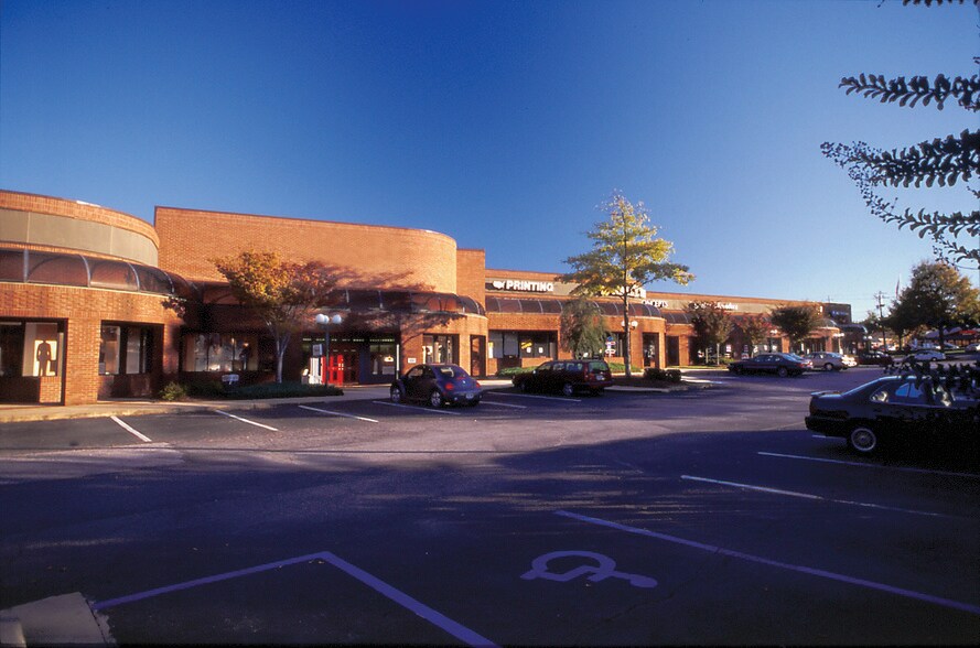 Primary Photo Of 690 Holcomb Bridge Rd, Roswell Unknown For Lease