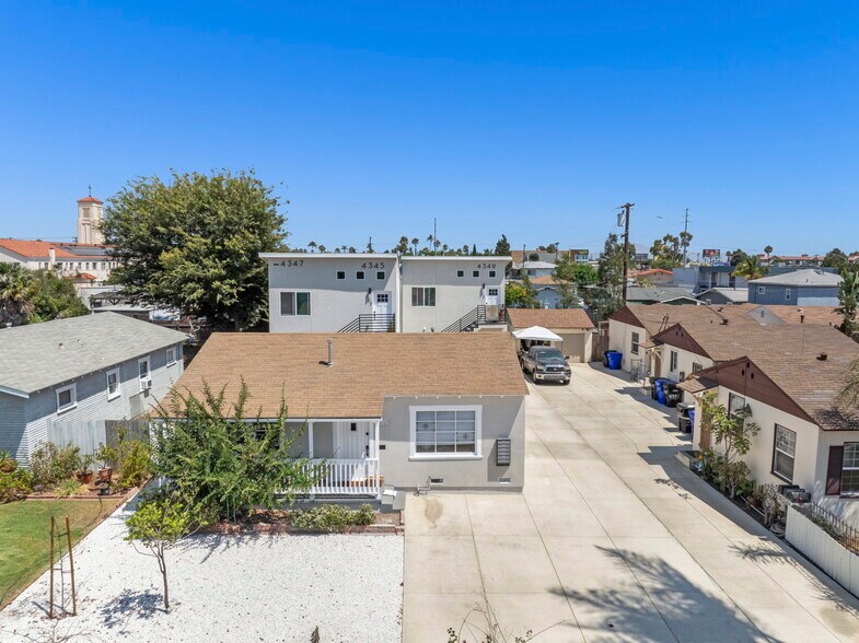 More Photos Of 4343 Bancroft St, San Diego Multifamily For Sale