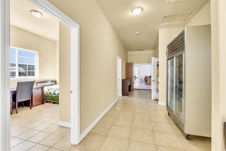 More Photos Of 9503 Barber Rd, Galt Land For Sale